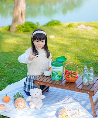 小小妍和嘉瀚哥  